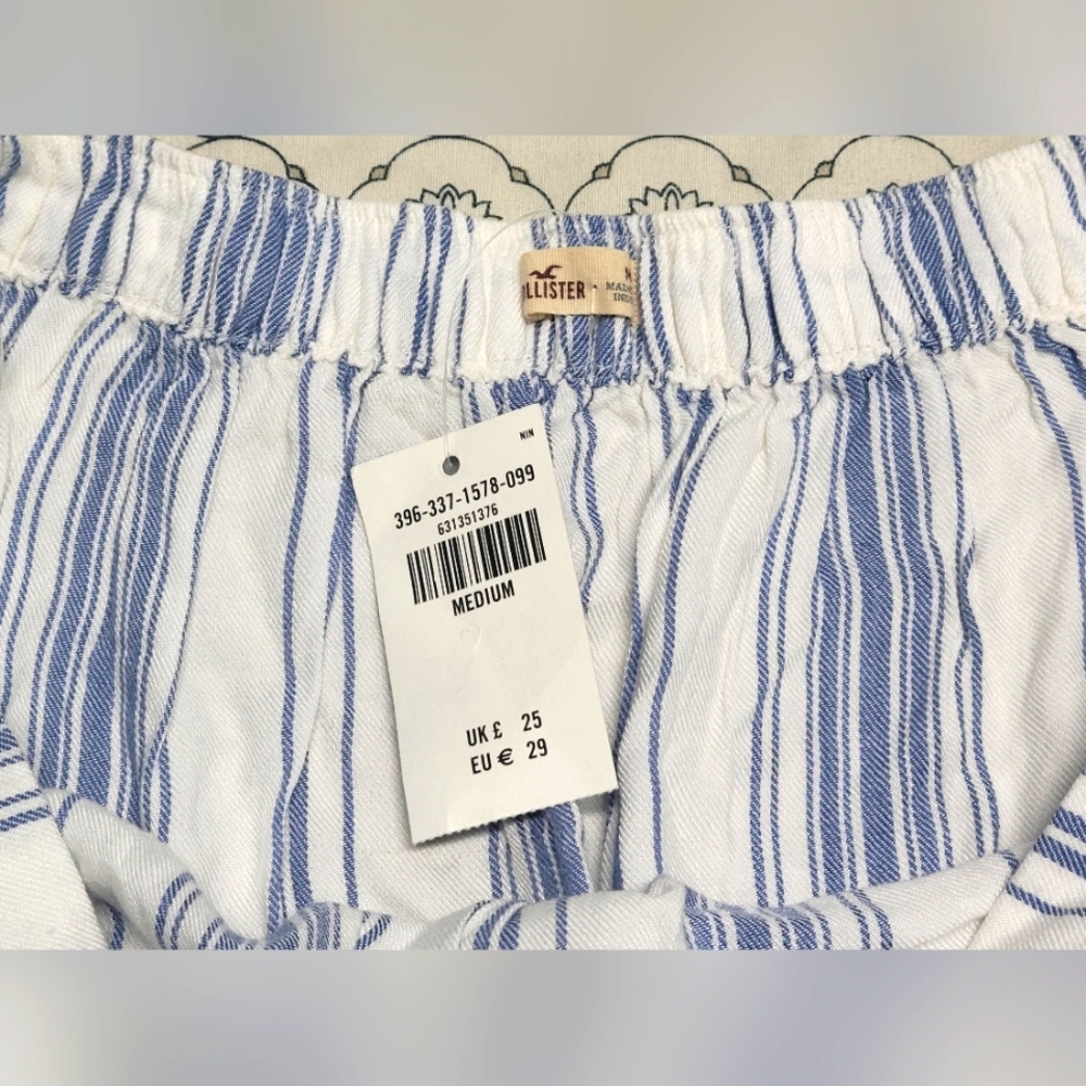 Hollister Women's Viscose White Blue Skirt Size Medium